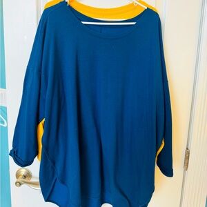 Three-quarter sleeve cotton top